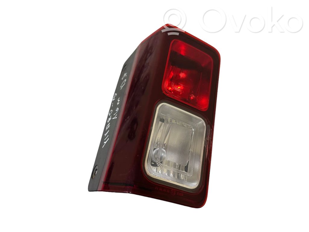 Opel Vivaro Rear fog light 