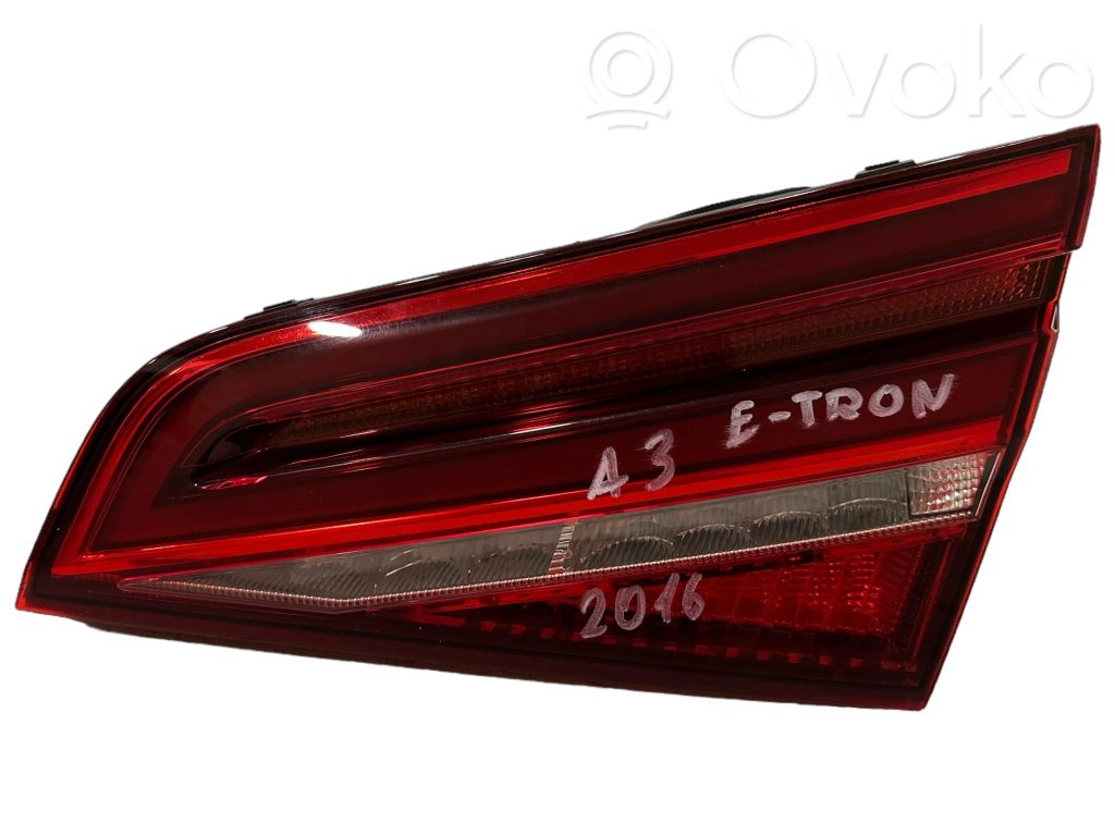 Audi A3 S3 8V Takaluukun takavalot 