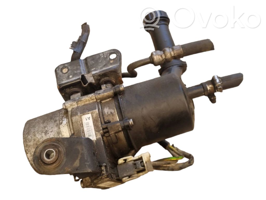 Peugeot Partner Power steering pump 