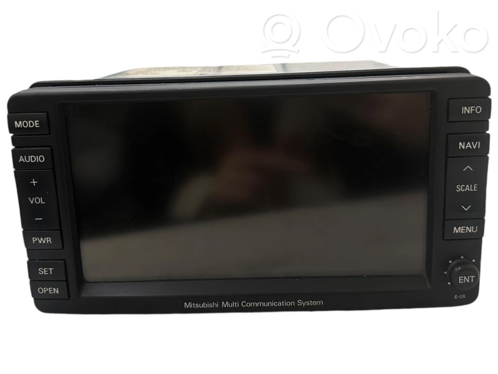 Mitsubishi Outlander Panel / Radioodtwarzacz CD/DVD/GPS 