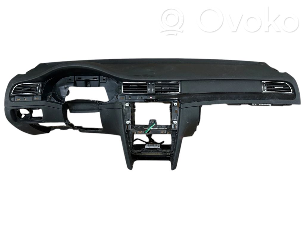 Skoda Superb B6 (3T) Panel de instrumentos 