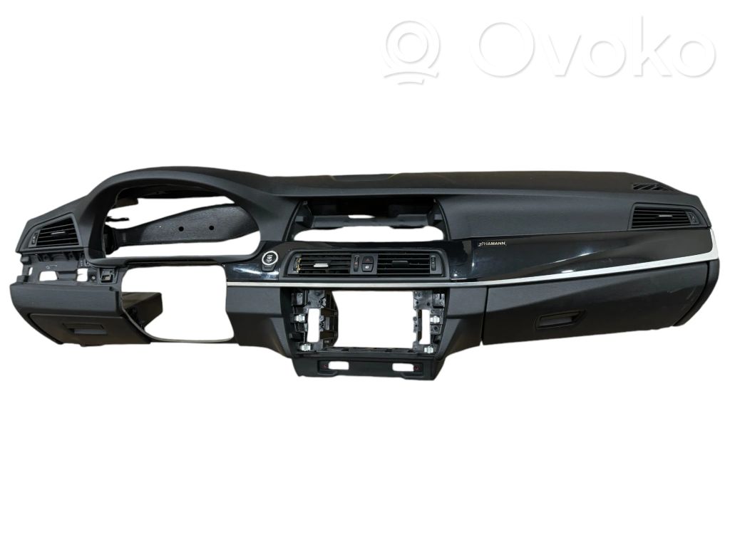 BMW 5 F10 F11 Kojelauta 
