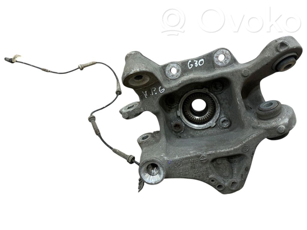 BMW 5 G30 G31 G38 Rear wheel hub 