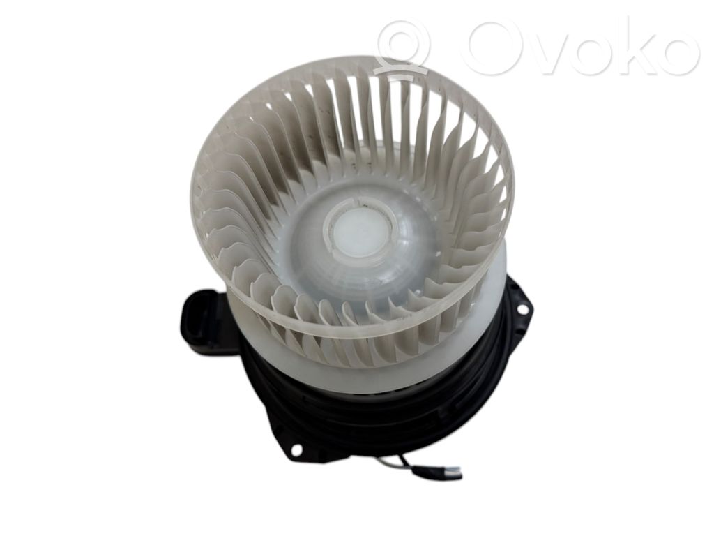 Toyota Yaris XP210 Ventilator aerotermă 