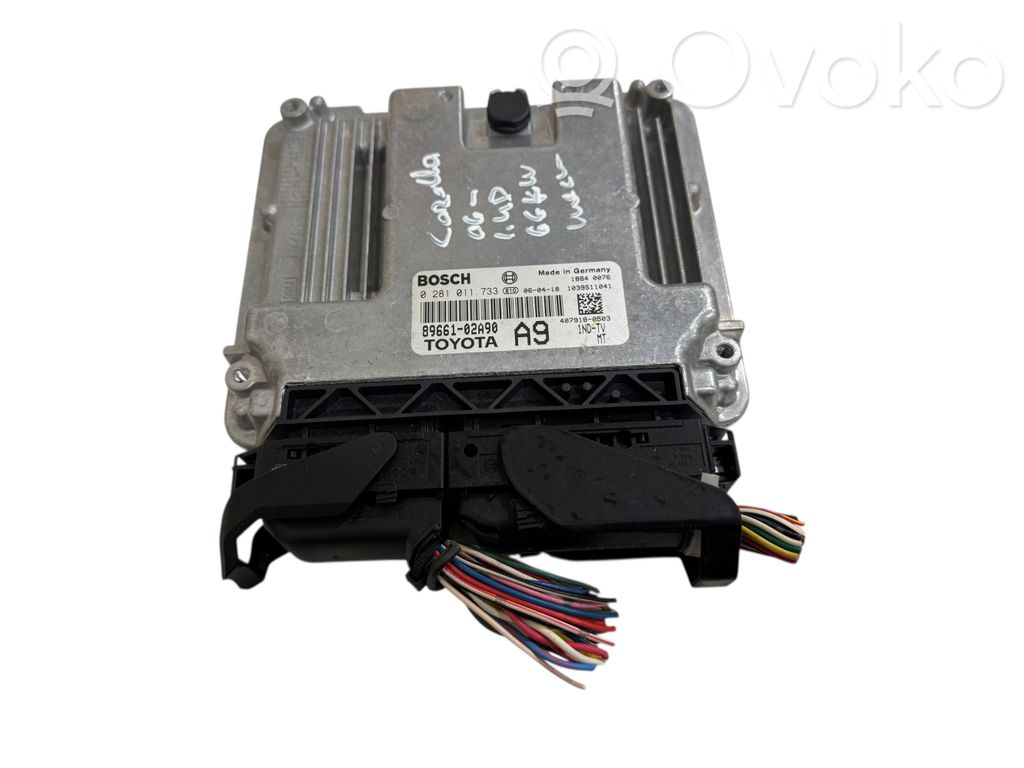 Unidad de control/módulo del motor   8966102A90,0281011733,1039S11041