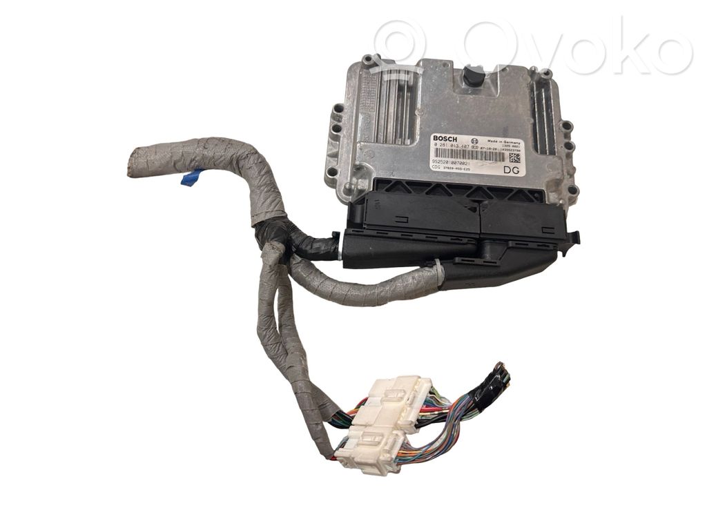 Engine control unit/module   0281013407,1039S23790,37820SSSE25