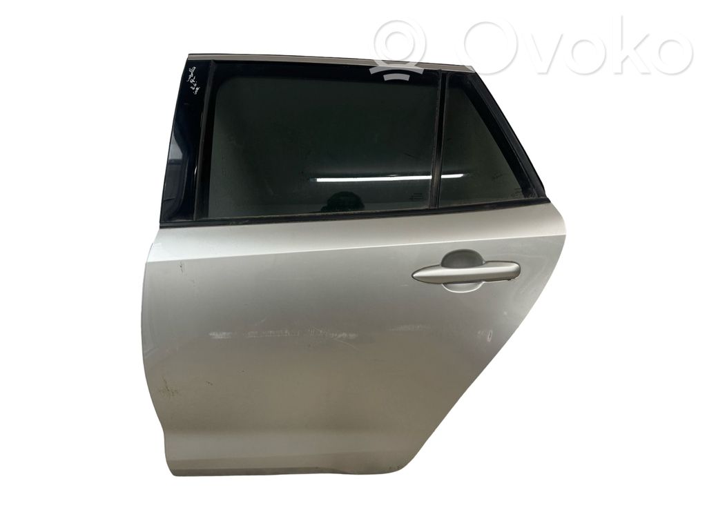 Toyota Corolla E210 E21 Aizmugurējās durvis 