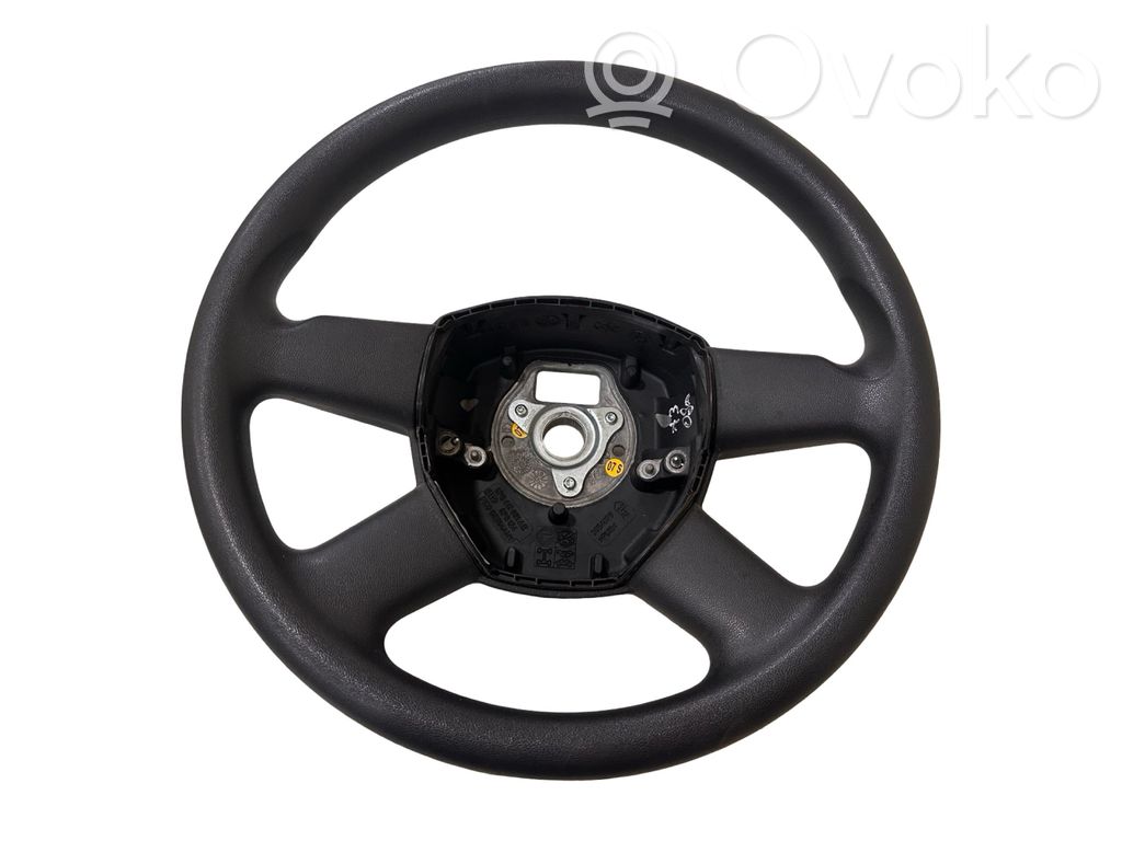Audi A3 S3 8P Steering wheel 