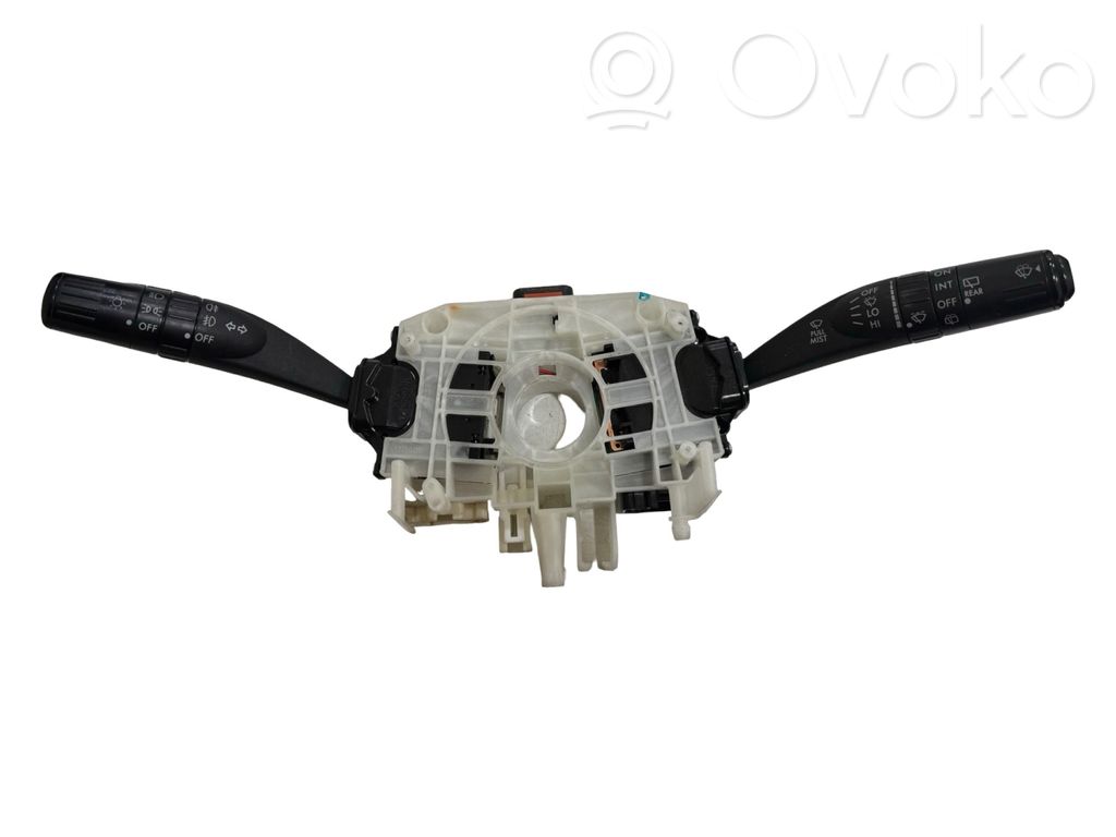 Subaru Legacy Commodo, commande essuie-glace/phare 