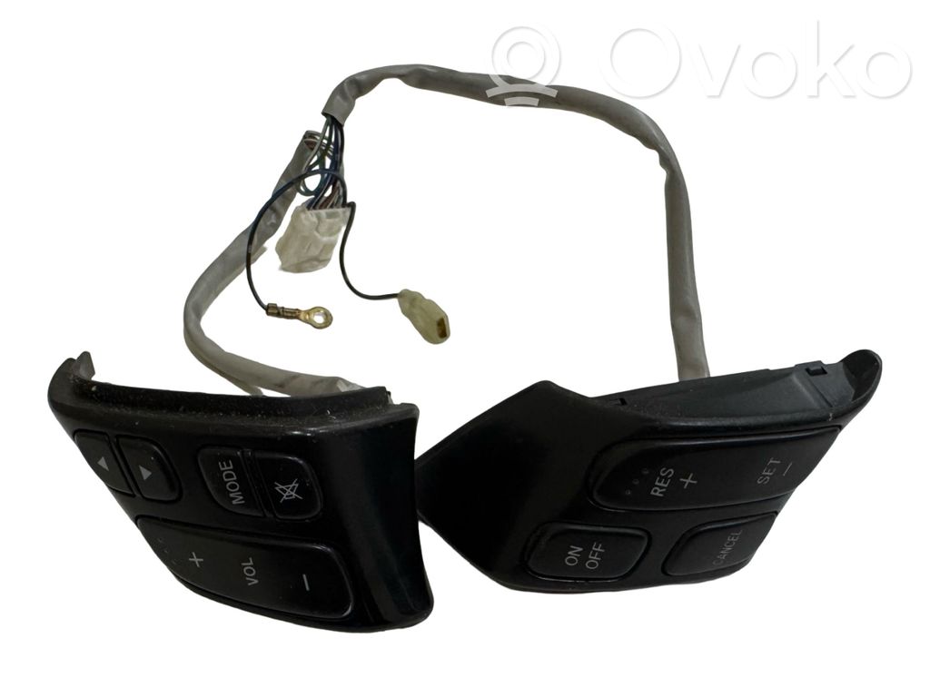 Boutons / interrupteurs volant   153769