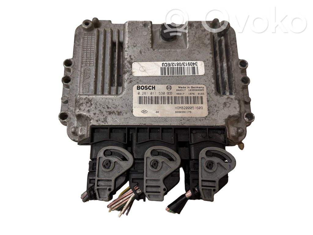 Opel Vivaro Engine control unit/module 