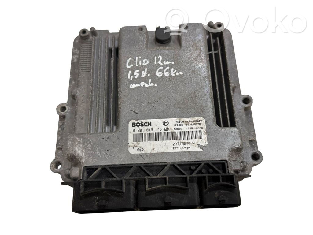 Renault Clio IV Engine control unit/module 