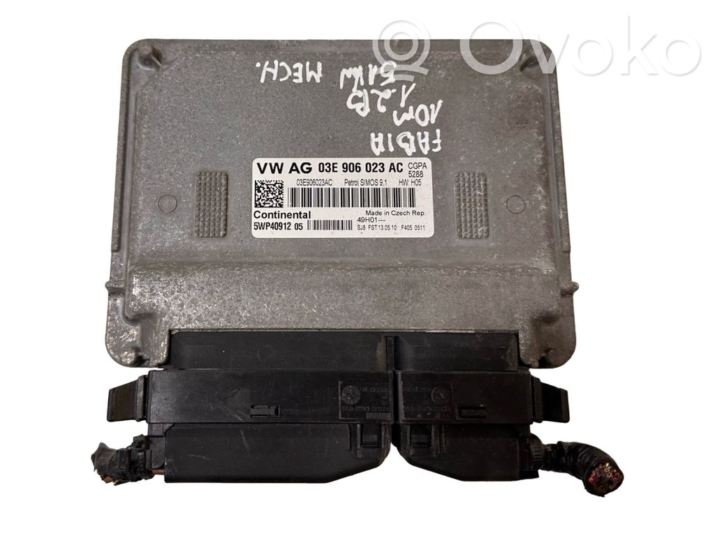 Skoda Fabia Mk2 (5J) Engine control unit/module 