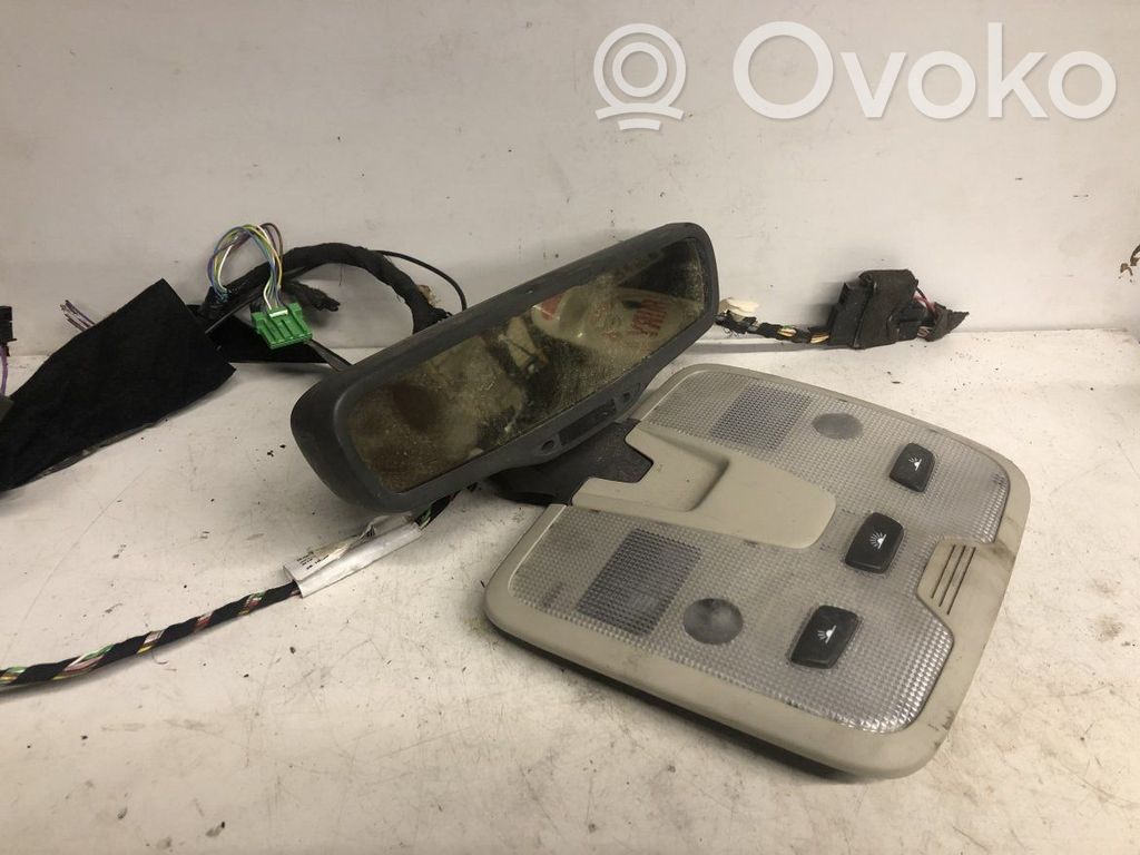 Front seat light   9483553,9483554,5041791