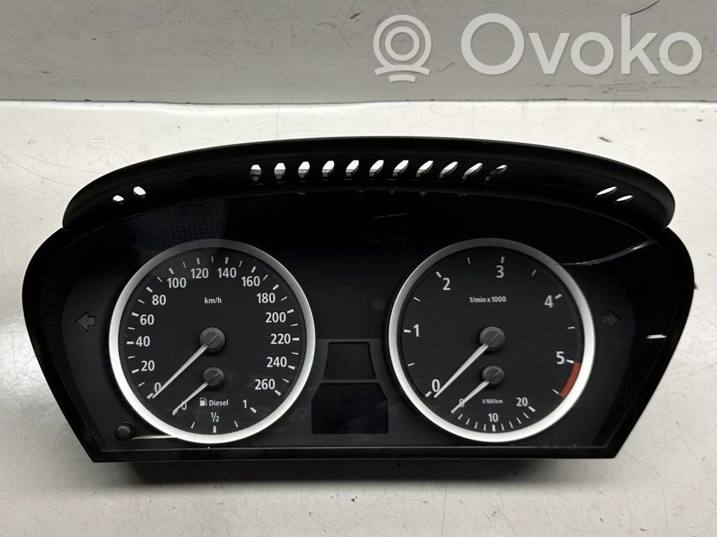 BMW 5 E60 E61 Speedometer (instrument cluster) 