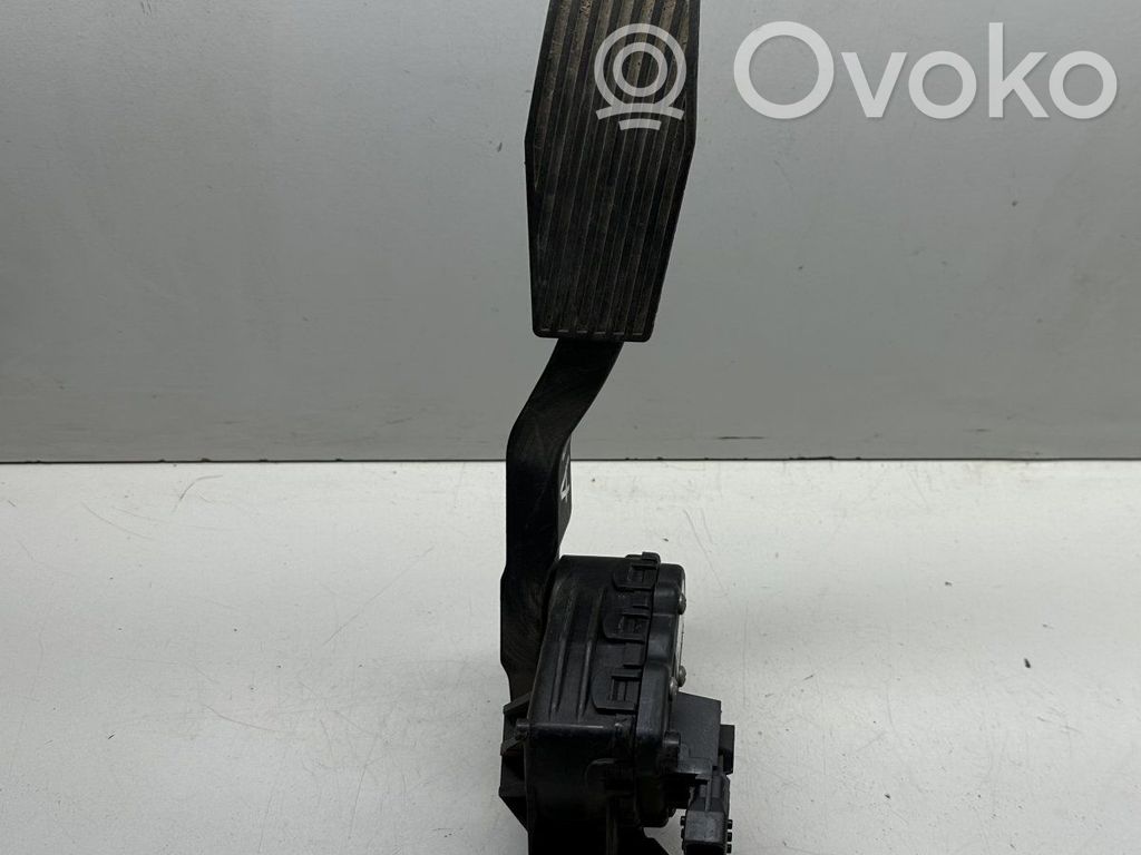 Opel Astra H Accelerator throttle pedal 
