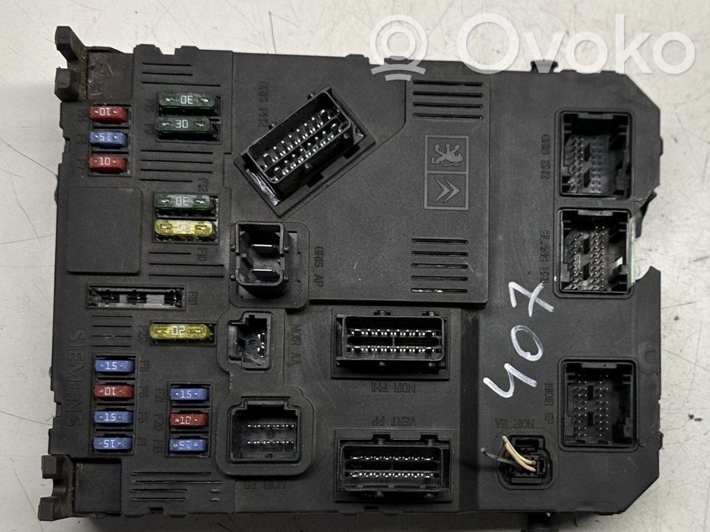 Peugeot 407 Central body control module 