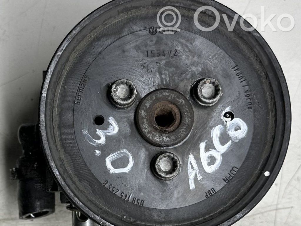 Audi A6 S6 C6 4F Vairo stiprintuvo siurblys 