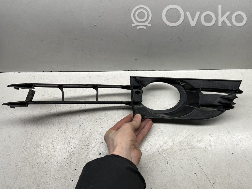 Audi A6 S6 C6 4F Unteres Gitter dreiteilig vorne 