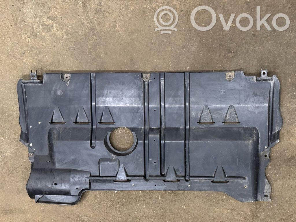 Placa protectora/protector antisalpicaduras motor   BP4K56111