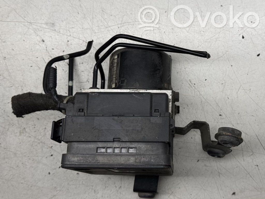 Volkswagen Golf IV ABS bloks 