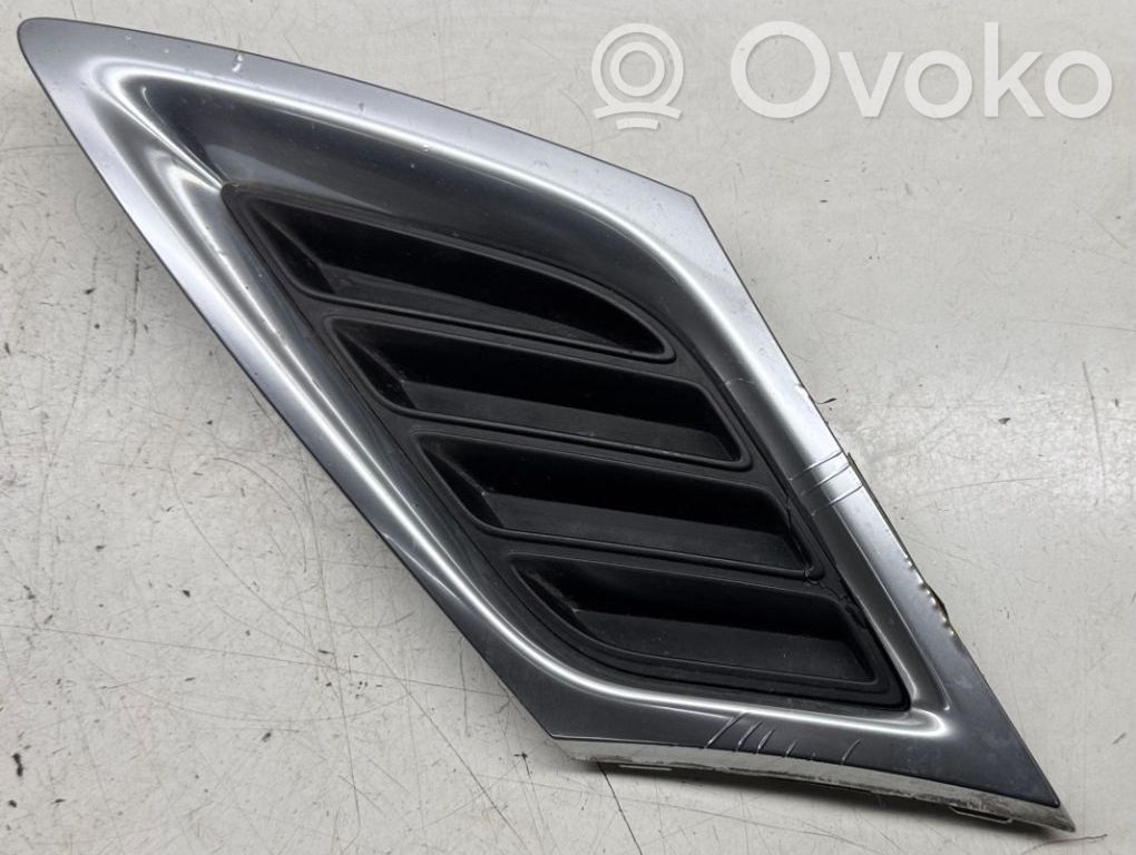 Saab 9-3 Ver2 Etupuskurin alempi jäähdytinsäleikkö 