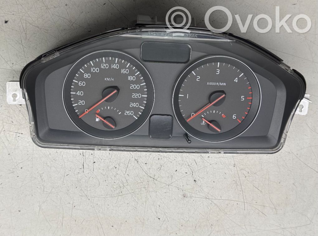 Volvo S40 Speedometer (instrument cluster) 
