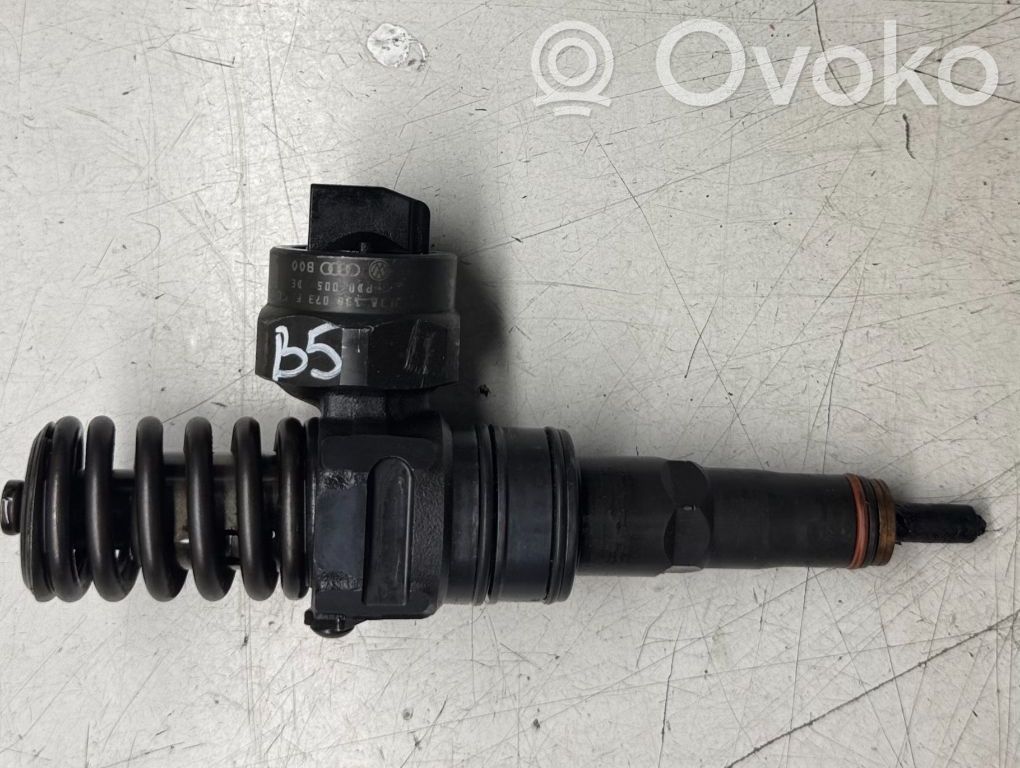Audi A4 S4 B5 8D Inyector de combustible 
