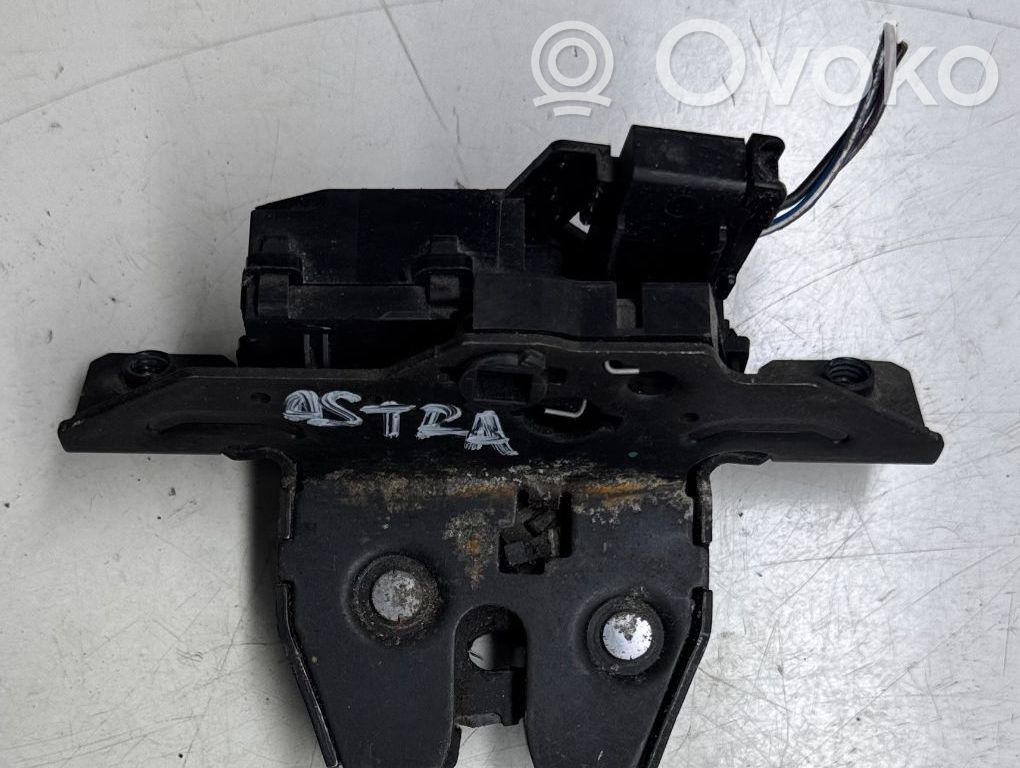 Opel Astra J Tailgate/trunk/boot lock/catch/latch 