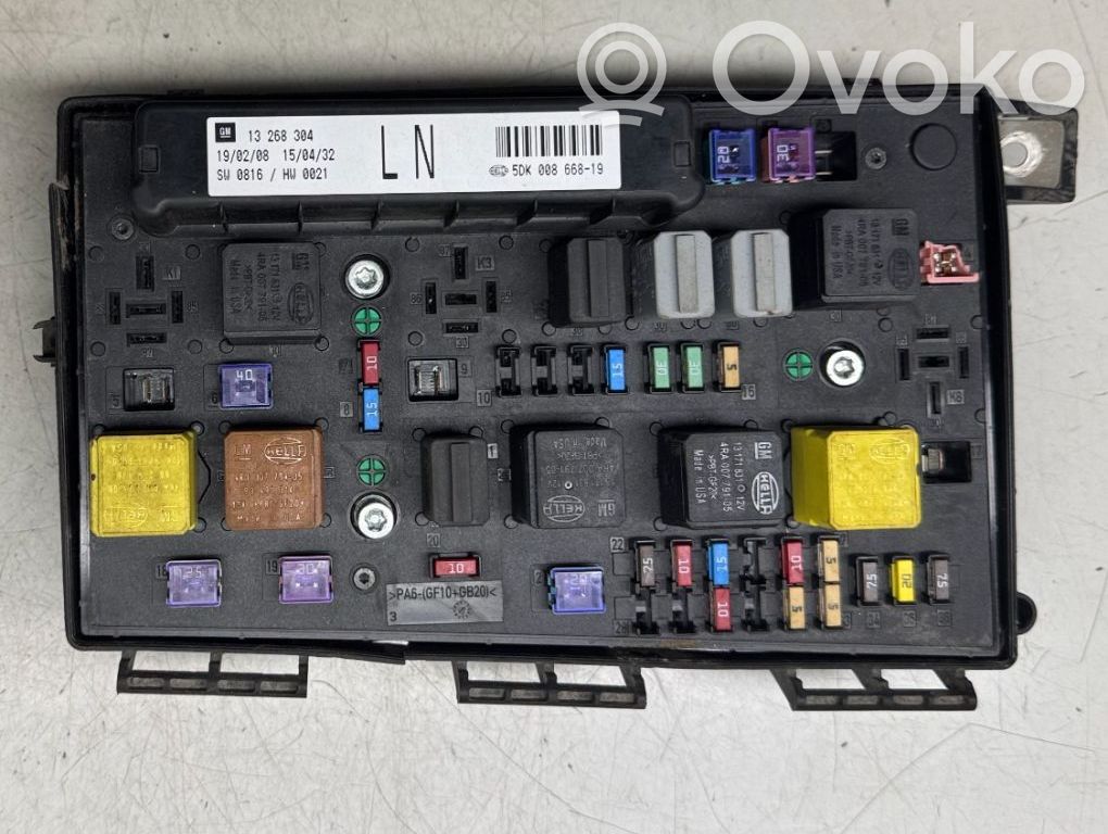 Opel Astra H Fuse box set 