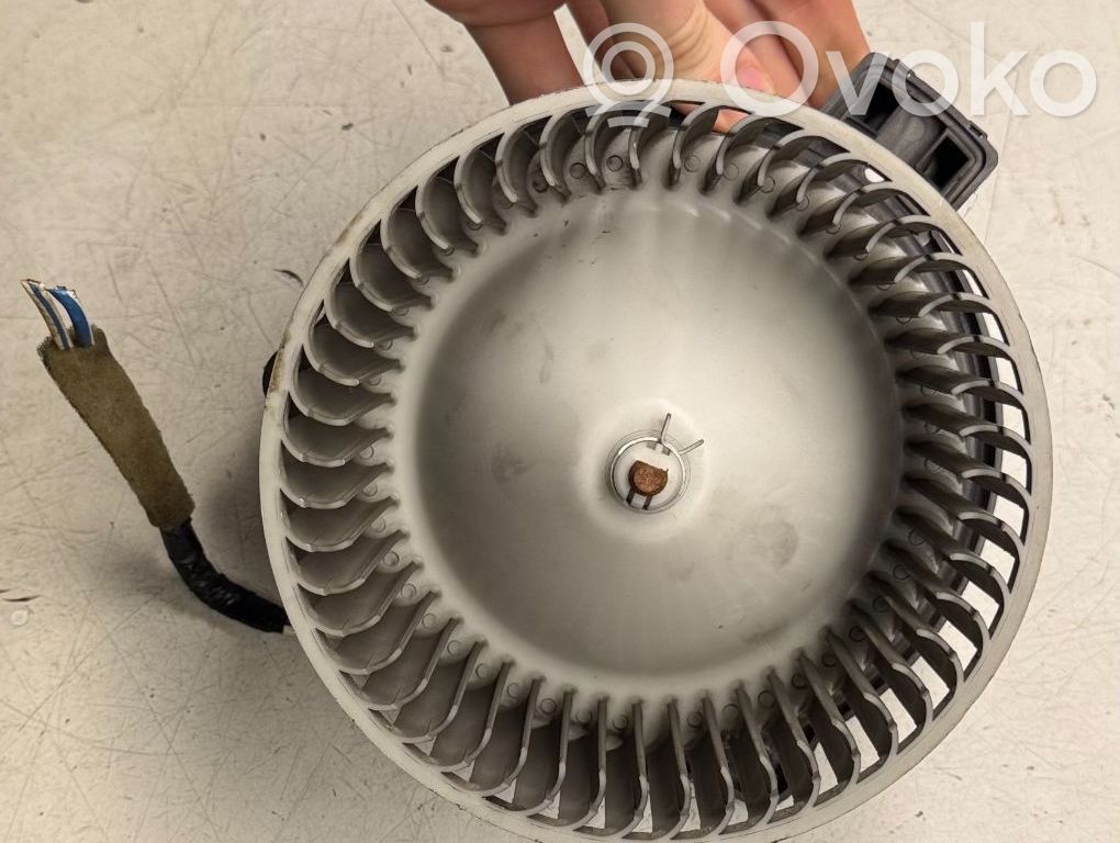 Mazda 6 Mazā radiatora ventilators 