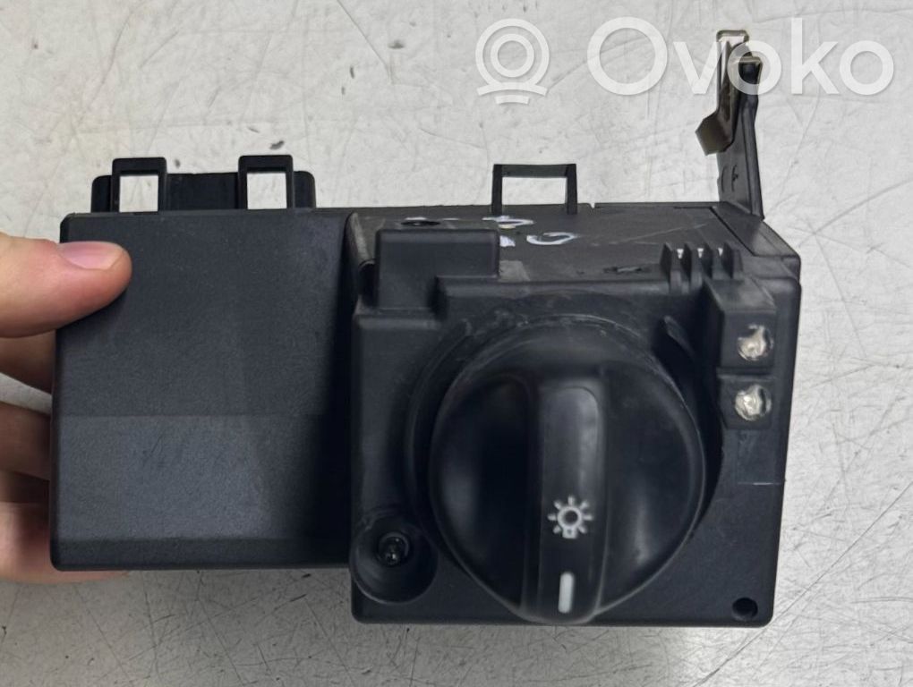 Mercedes-Benz E W210 Interruptor de luz 