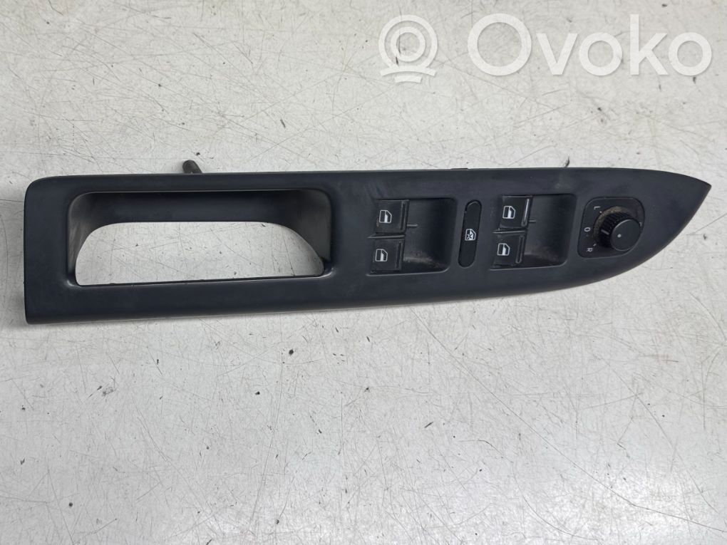 Volkswagen Golf Plus Electric window control switch 