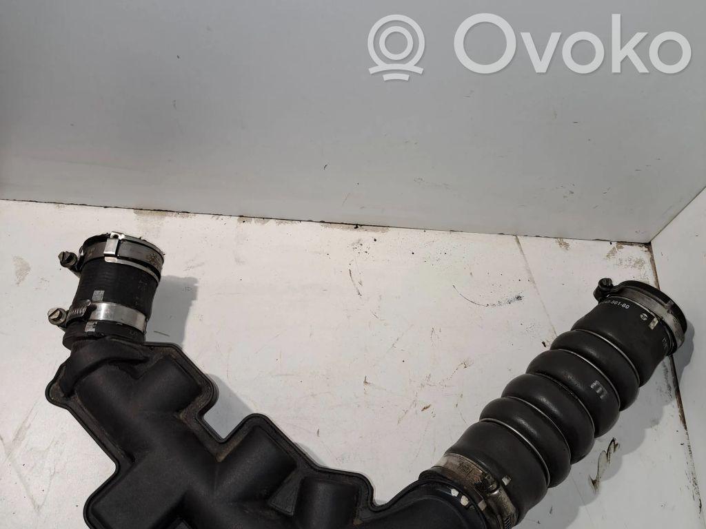 Peugeot 508 Intercooler hose/pipe 