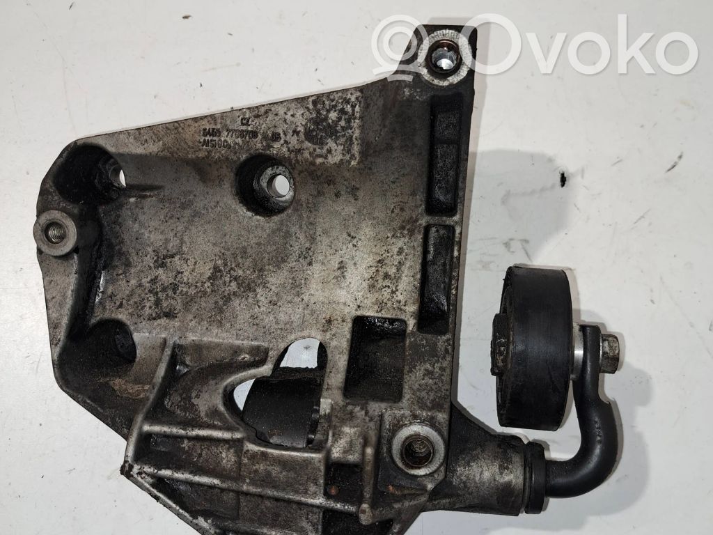 BMW 5 E60 E61 Variklio tvirtinimo kronšteinas 