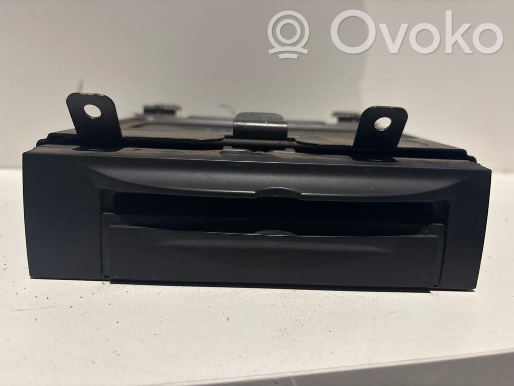 Volvo V50 Navigation unit CD/DVD player 