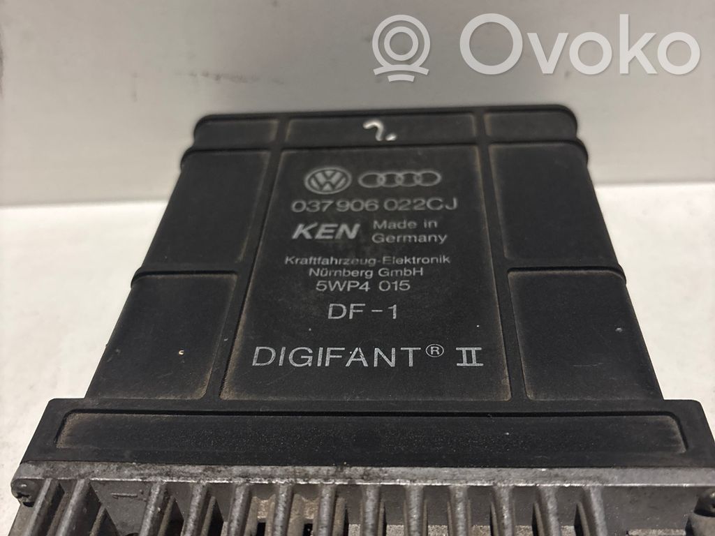 Volkswagen PASSAT B3 Engine control unit/module 
