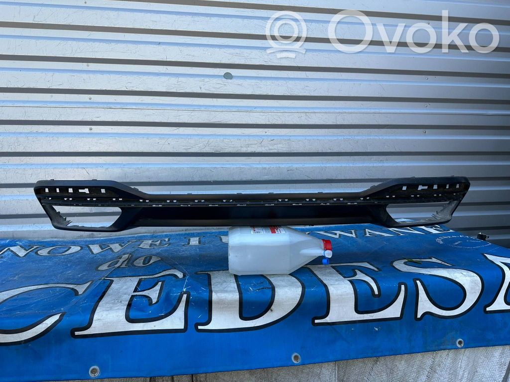Audi A4 S4 B9 8W Moldura inferior del parachoques trasero 