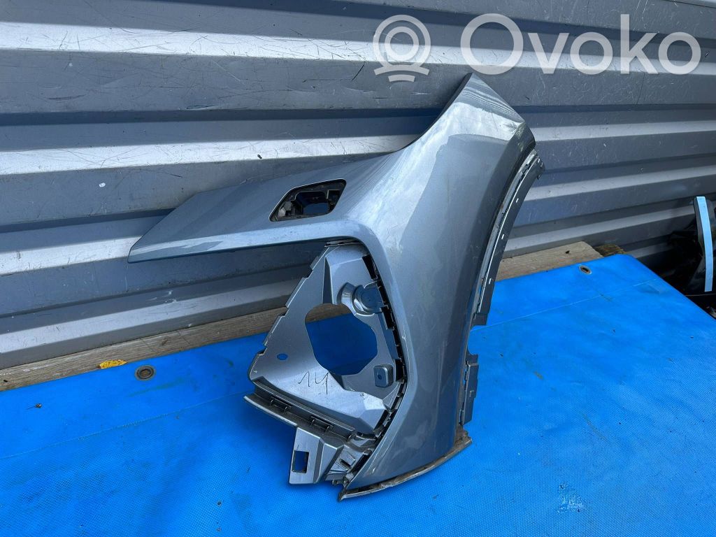 Audi Q4 Sportback e-tron Front bumper 