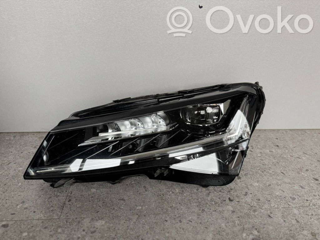 Skoda Superb B8 (3V) Scheinwerfer 