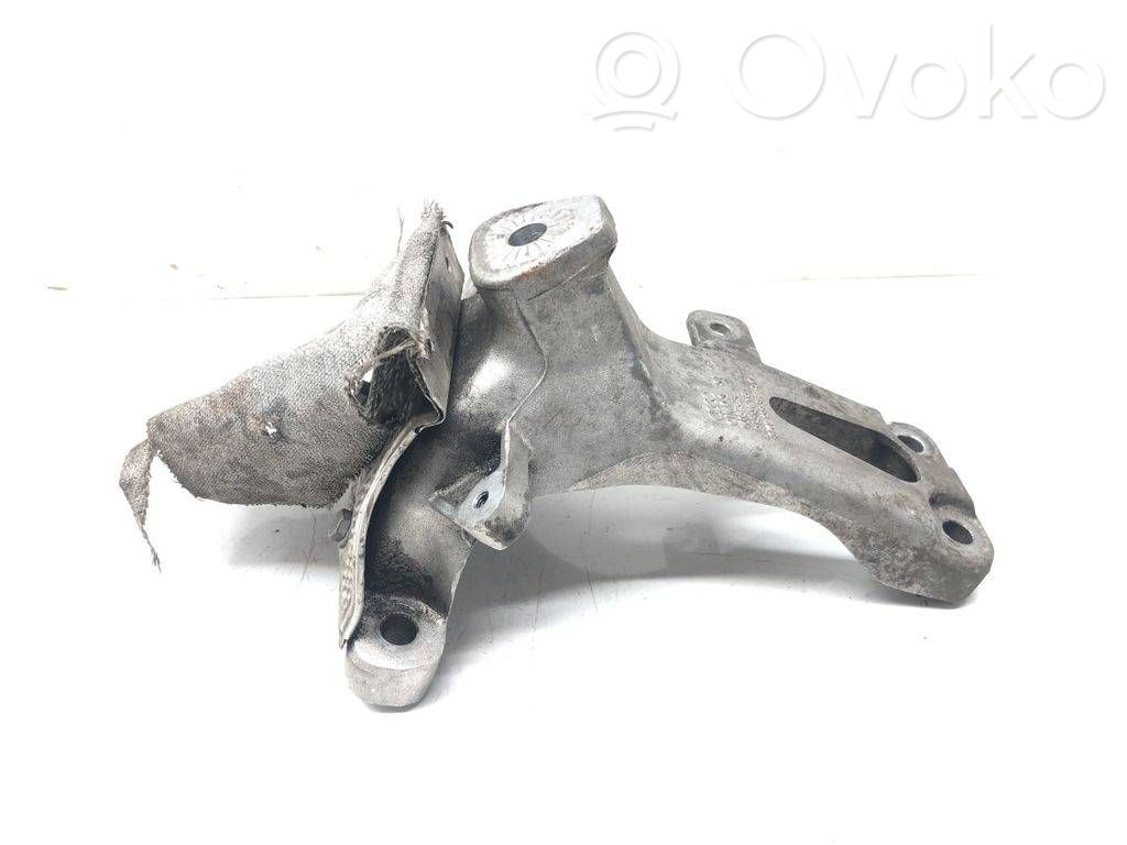 Audi A5 8T 8F Engine mounting bracket 