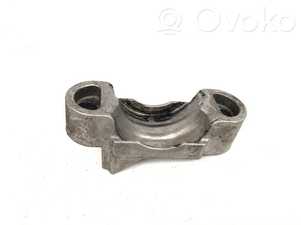 Mocowanie stabilizatora osi przedniej   6777870,17099710