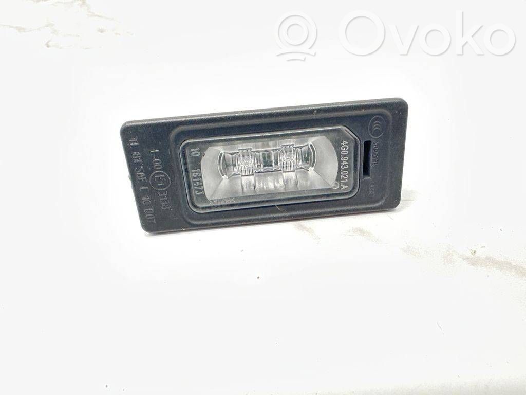 Audi A5 8T 8F Éclairage de plaque d'immatriculation 