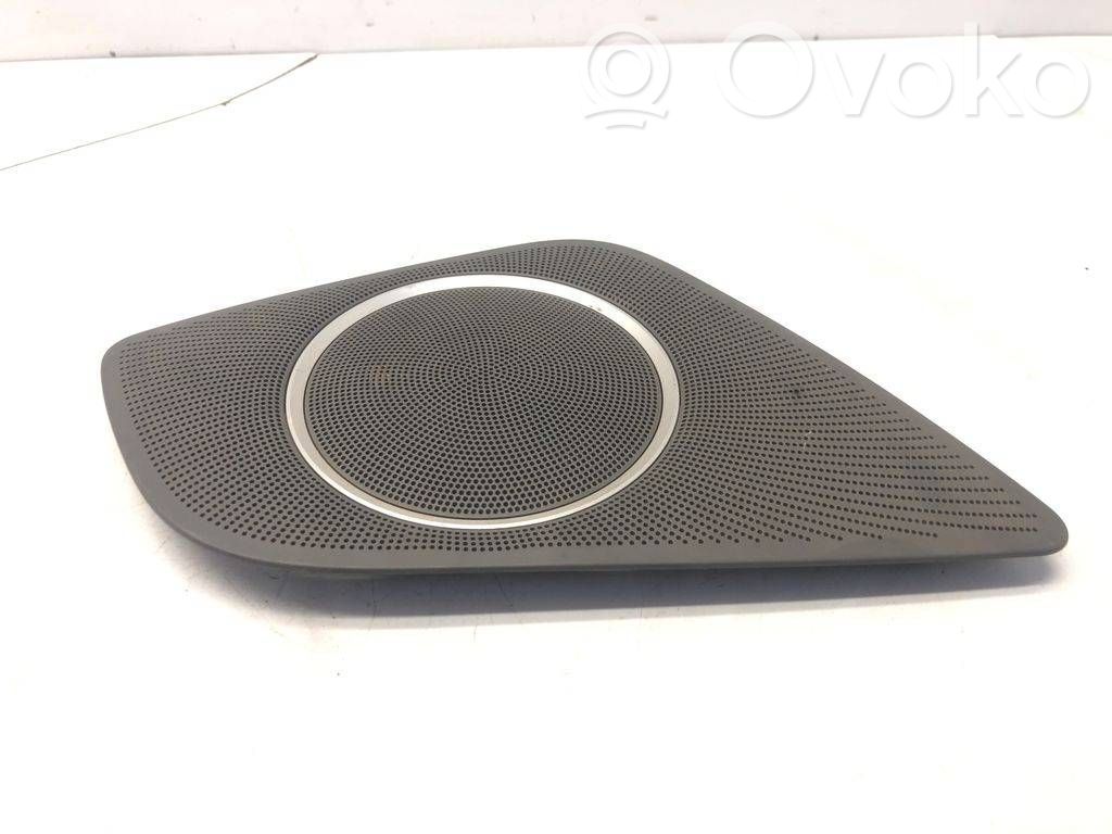 Audi A5 8T 8F Grilles, couvercle de haut-parleur porte avant 