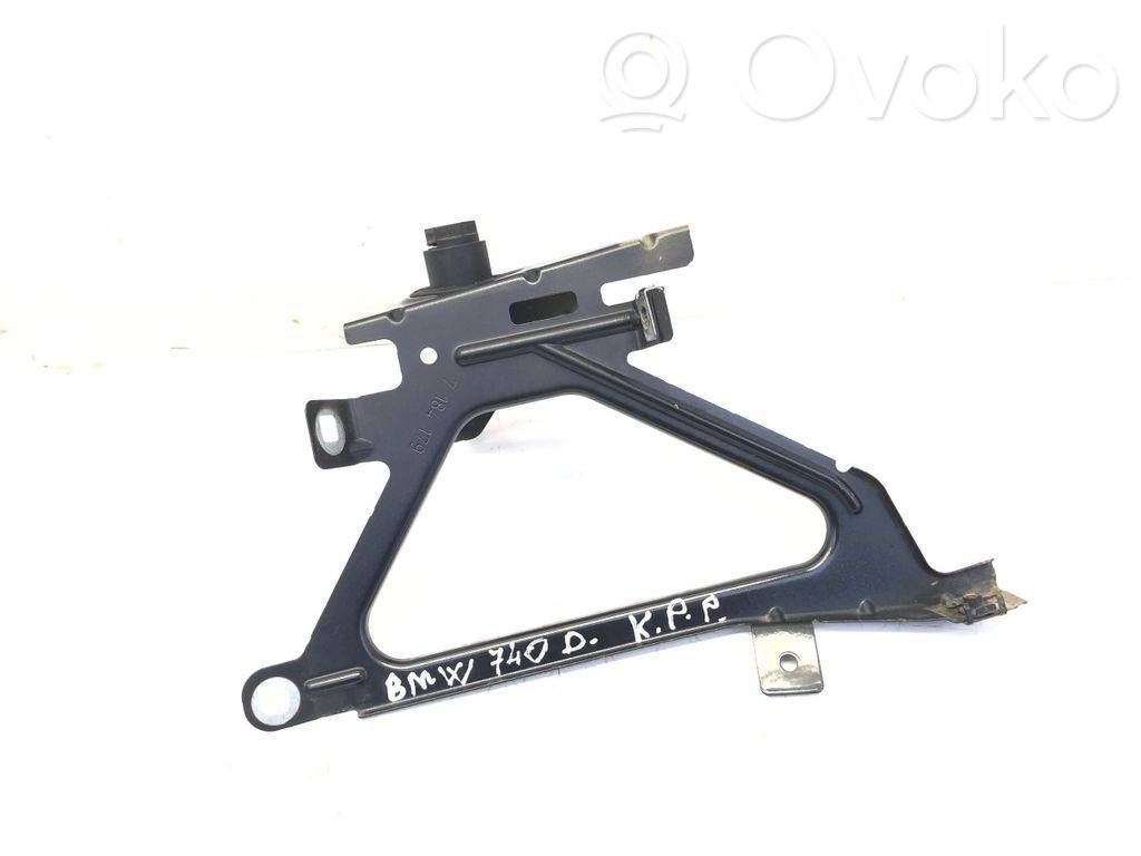 BMW 7 F01 F02 F03 F04 Bridă fixare aripă față 