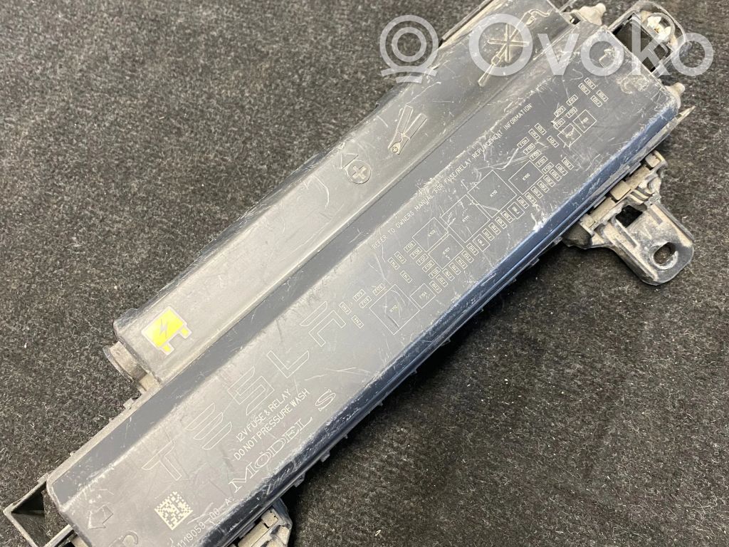 Tesla Model S Fuse module 