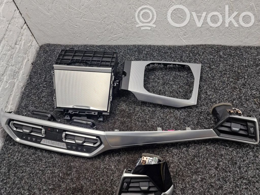 BMW 3 G20 G21 Zestaw ozdobnych elementów wyposażenia wnętrz 