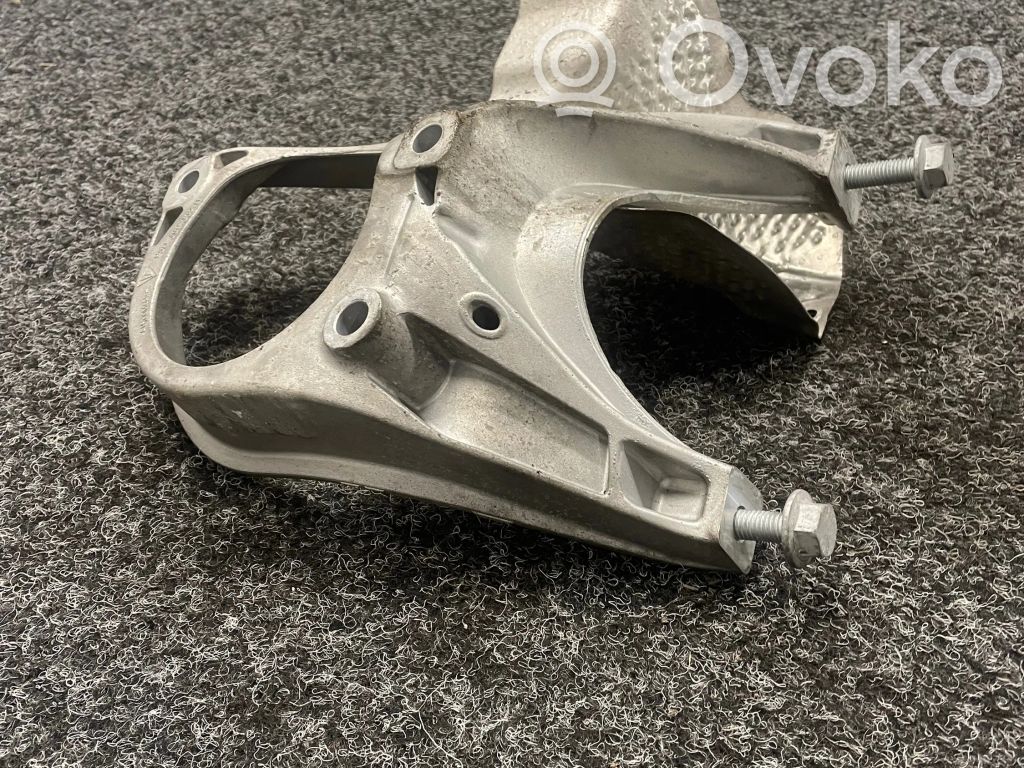 Porsche Macan (95B) Engine mounting bracket 