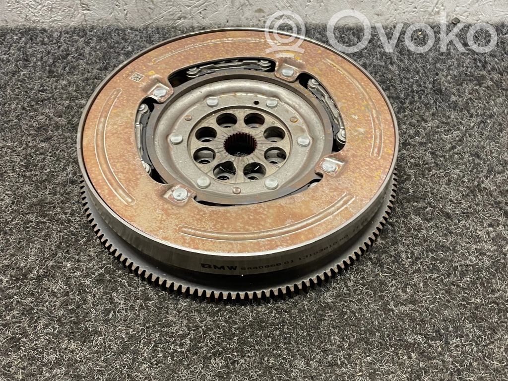 BMW 2 F44 Smagratis 