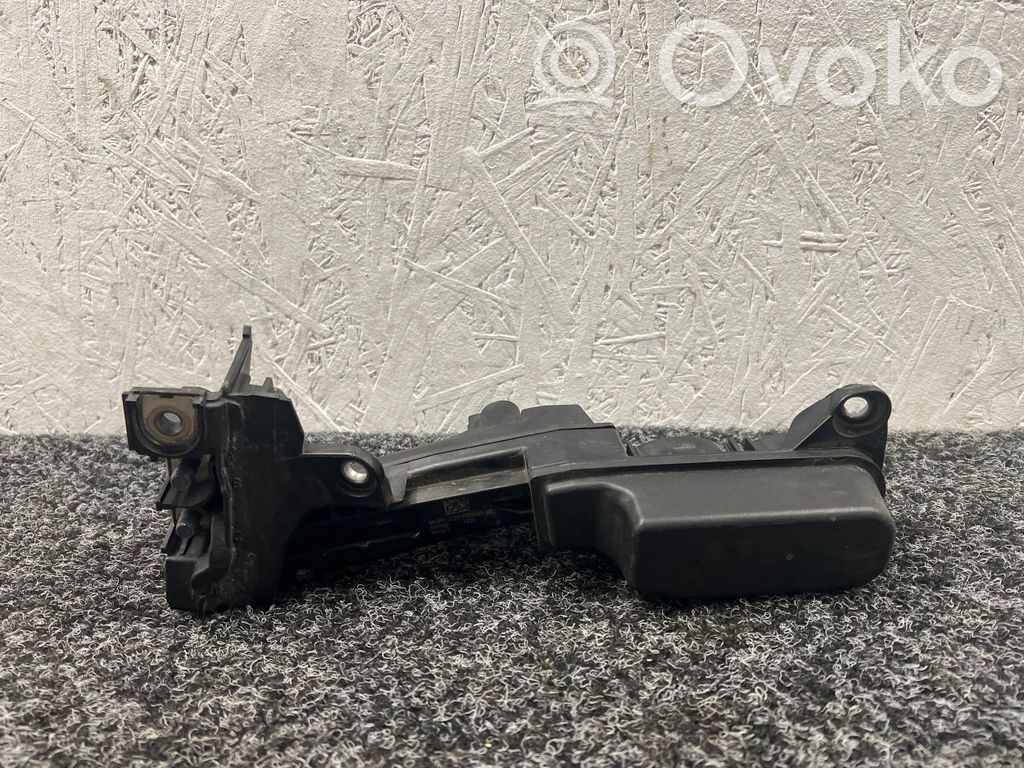 BMW 5 G30 G31 G38 Srovės išlyginimo rėlė 